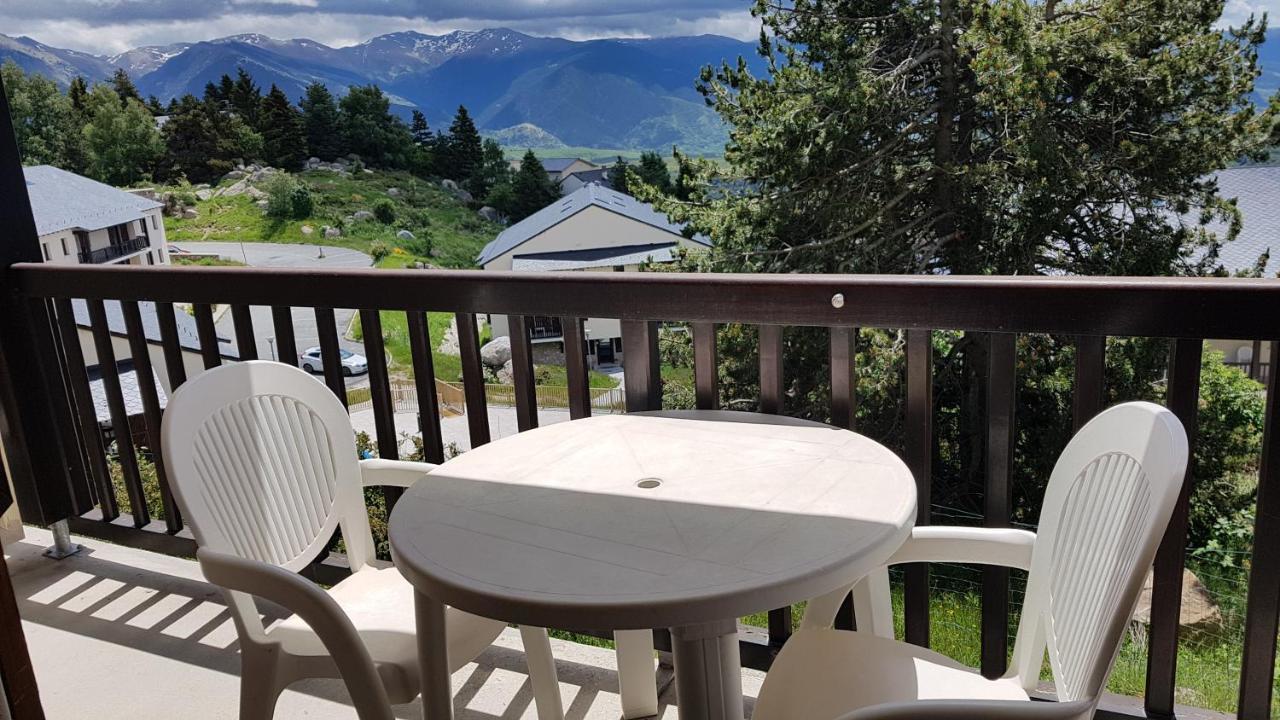 Charmant studio face aux Pyrénées Font Romeu Exterior foto